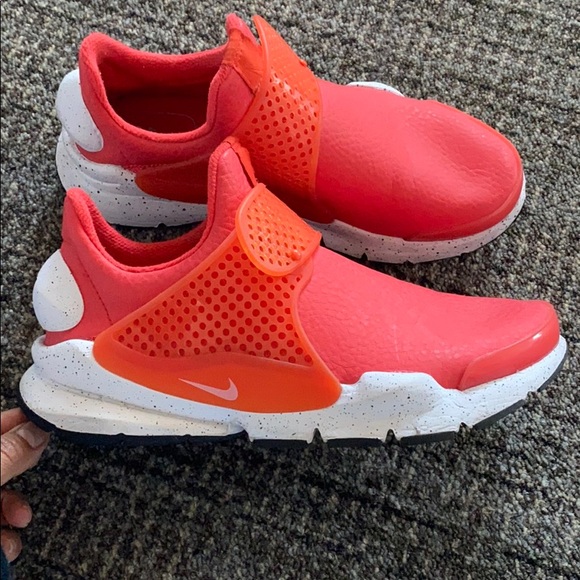 nike sock dart footlocker